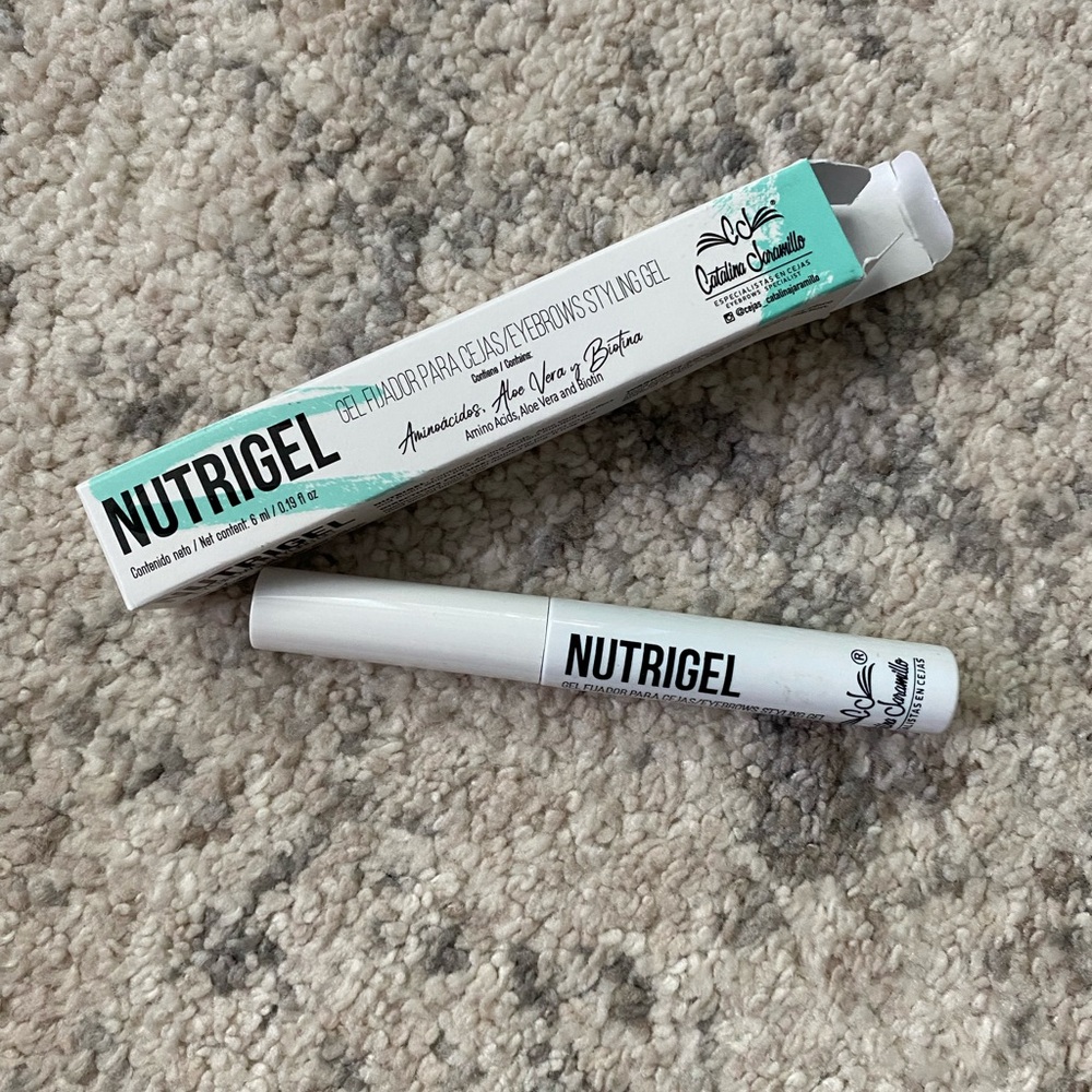 CATALINA JARAMILLO NUTRIGEL EYEBROW FIXER